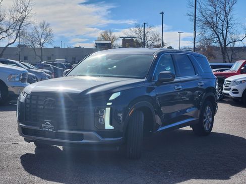 Used 2024 Hyundai Palisade SE image 4