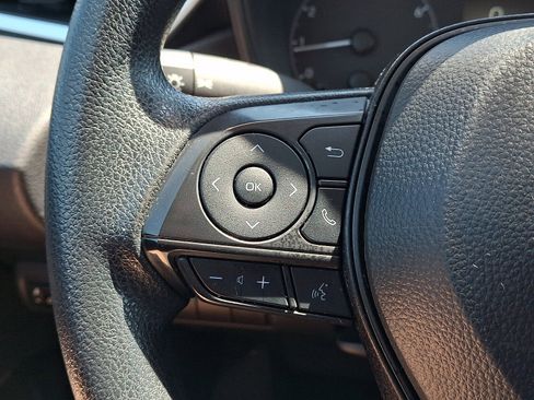 Used 2024 Toyota Corolla LE FWD image 20