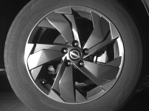 Used 2025 Nissan Rogue SV image 13