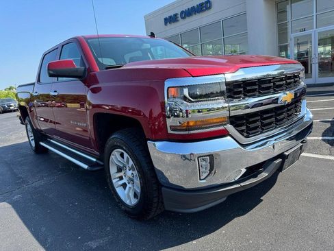 Used 2018 Chevrolet Silverado 1500 LT w/ All Star Edition AWD/4WD image 2