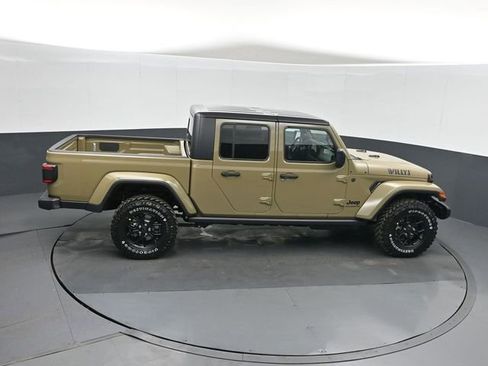 New 2026 Jeep Gladiator Sport AWD/4WD image 28