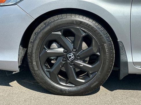 Certified 2017 Honda Accord LX-S image 29