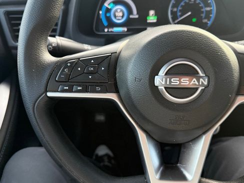 Certified 2024 Nissan Leaf S image 18