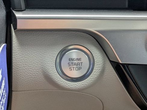 Certified 2024 Kia Telluride S w/ S Sunroof Package FWD image 29