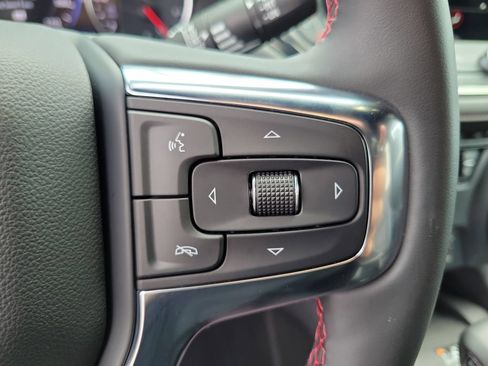 Used 2023 Chevrolet Blazer RS FWD image 6