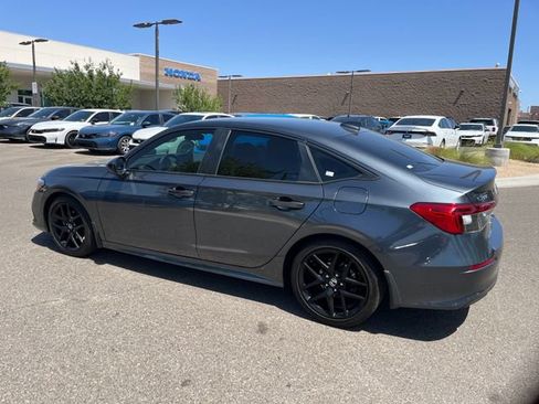 Used 2024 Honda Civic Sport image 4