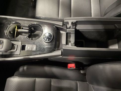 Certified 2023 Nissan Rogue SV w/ SV Premium B Package image 15