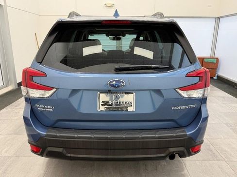 Used 2021 Subaru Forester Limited image 3