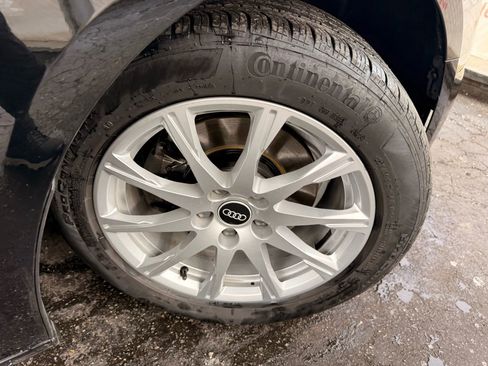 Used 2021 Audi A4 2.0T Premium w/ Convenience Package image 52