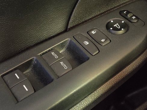 Used 2018 Honda Civic EX-L image 27