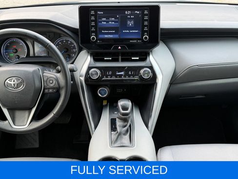 Used 2022 Toyota Venza LE AWD/4WD image 21