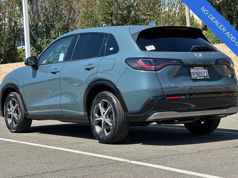 Used 2025 Honda HR-V EX-L image 6