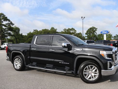 Used 2021 GMC Sierra 1500 SLT w/ SLT Premium Plus Package AWD/4WD image 1