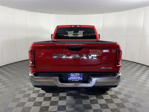 Used 2025 RAM 2500 Big Horn AWD/4WD image 5