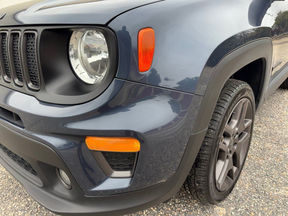 Used 2021 Jeep Renegade Latitude w/ Sun & Sound Group AWD/4WD image 26