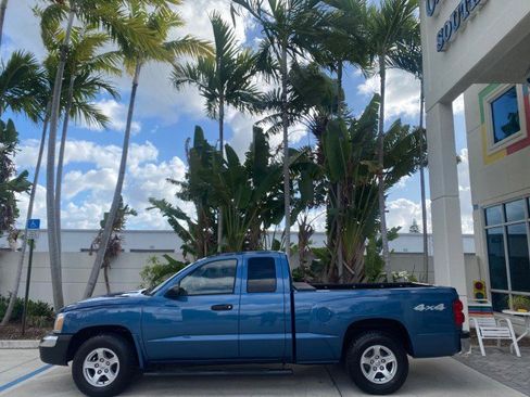 Used 2005 Dodge Dakota SLT image 5