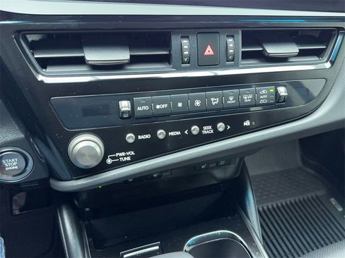 Used 2023 Lexus ES 350 w/ Premium Package image 24