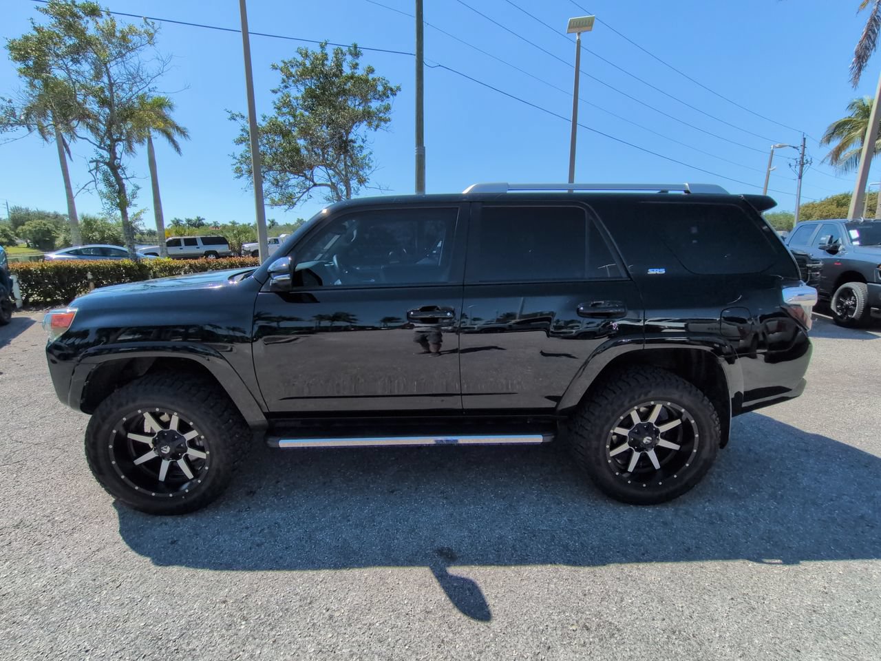 Used 2017 Toyota 4Runner SR5 Premium RWD image 8
