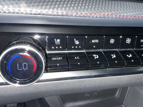 New 2026 Chevrolet Equinox RS w/ Convenience Package III FWD image 28