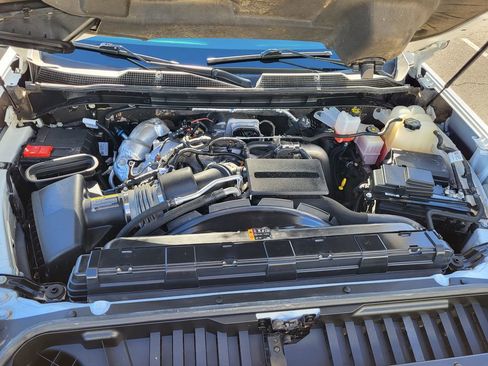 Used 2024 Chevrolet Silverado 2500 LT image 22