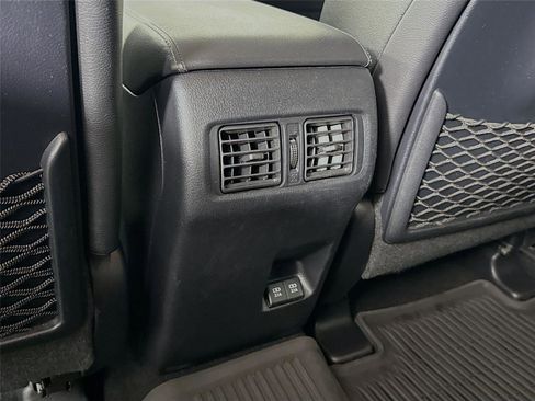 Used 2022 Toyota 4Runner Limited image 50