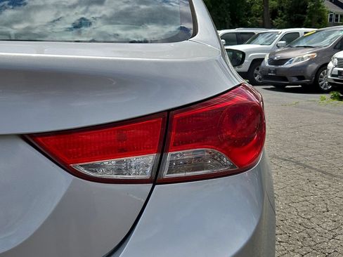 Used 2013 Hyundai Elantra GLS FWD image 14
