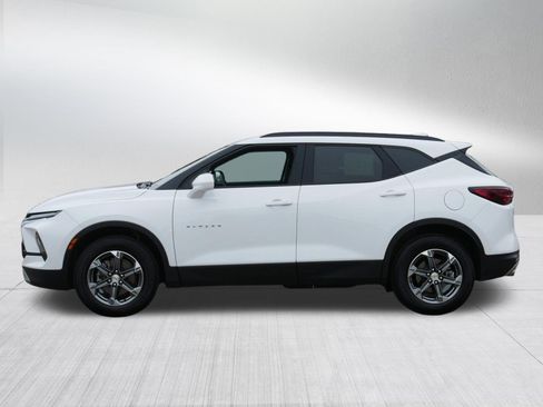 Certified 2025 Chevrolet Blazer LT w/ Convenience Package image 4