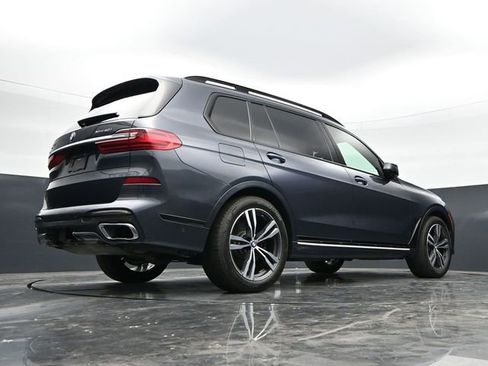 Used 2021 BMW X7 xDrive40i w/ M Sport Package AWD/4WD image 40