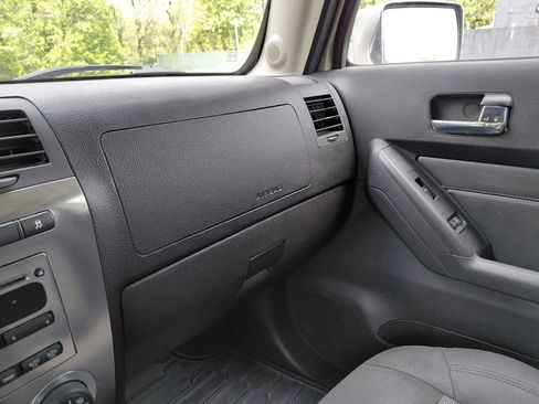 Used 2009 HUMMER H3 w/ Chrome Appearance Package AWD/4WD image 18