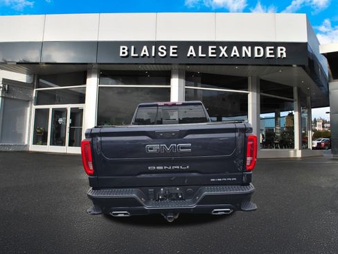 Used 2023 GMC Sierra 1500 Denali Ultimate AWD/4WD image 4