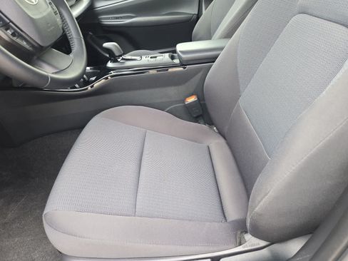 Used 2024 Toyota Prius LE FWD image 14