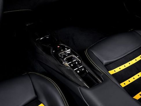 Certified 2025 Ferrari 296 GTS RWD image 30