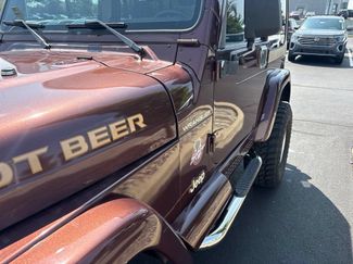 Used 2002 Jeep Wrangler Sahara AWD/4WD video 3