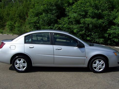 Used 2006 Saturn ION Level 2 FWD image 5