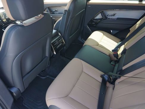 New 2025 Land Rover Range Rover Sport Dynamic SE image 29