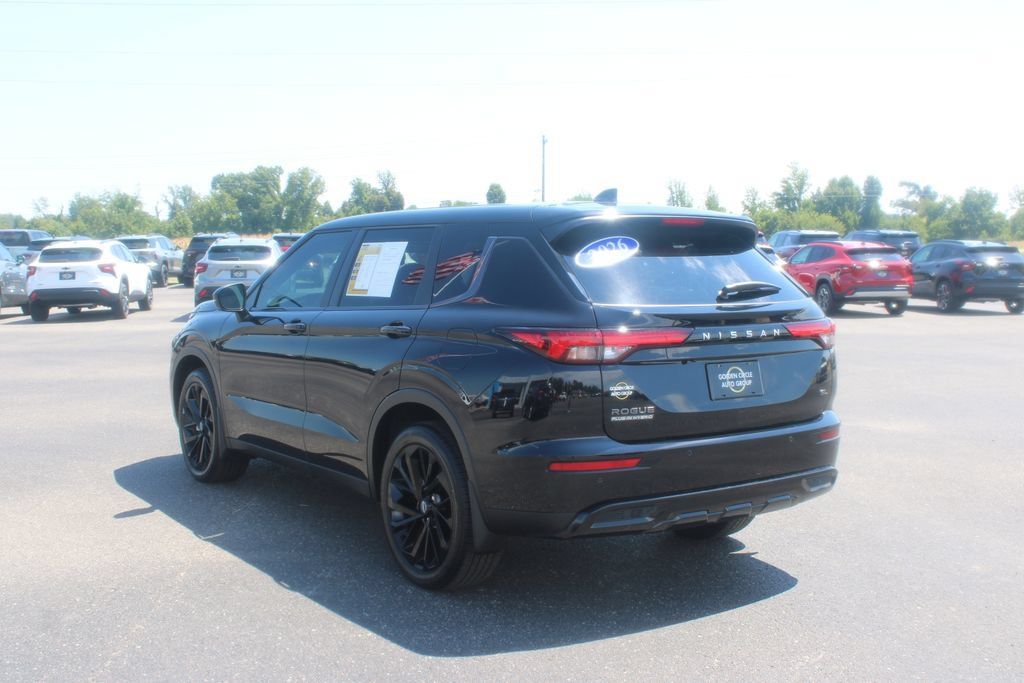 Used 2026 Nissan Rogue SL AWD/4WD image 7