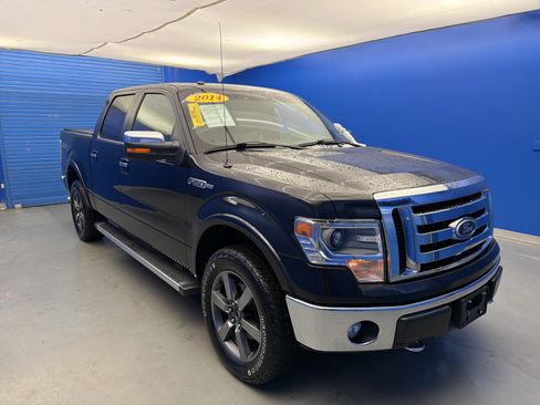 Used 2014 Ford F150 Lariat w/ Equipment Group 502A Luxury image 2