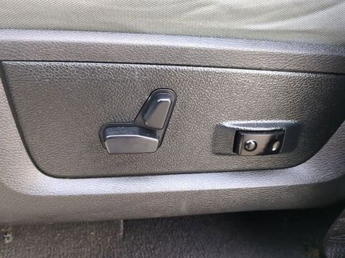 Used 2017 RAM 1500 Big Horn image 16