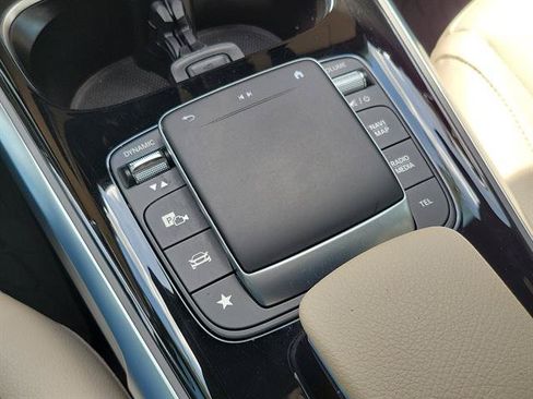 Used 2022 Mercedes-Benz GLB 250 4MATIC image 67