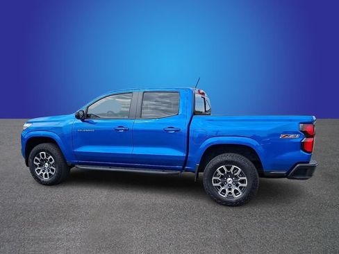 Used 2024 Chevrolet Colorado Z71 w/ Z71 Convenience Package 2 AWD/4WD image 7