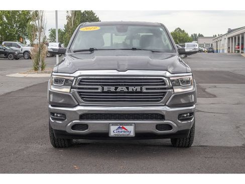 Used 2019 RAM 1500 Laramie AWD/4WD image 8