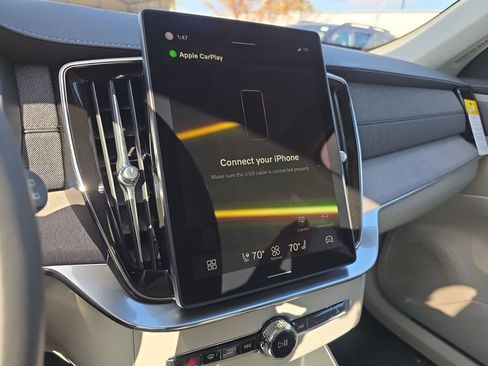 New 2026 Volvo XC90 B6 Ultra image 33