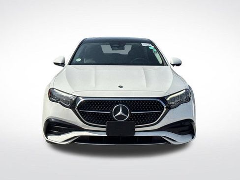 Used 2025 Mercedes-Benz E 350 Sedan w/ Winter Package image 10