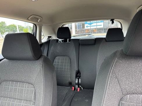 Used 2025 Honda HR-V LX image 10