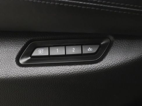 Used 2016 Cadillac Escalade Platinum AWD/4WD image 13