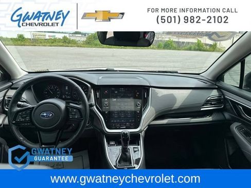 Used 2025 Subaru Outback Onyx Edition XT AWD/4WD image 23