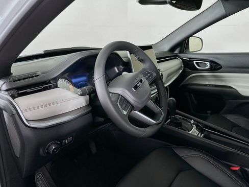 New 2026 Jeep Compass Limited image 13