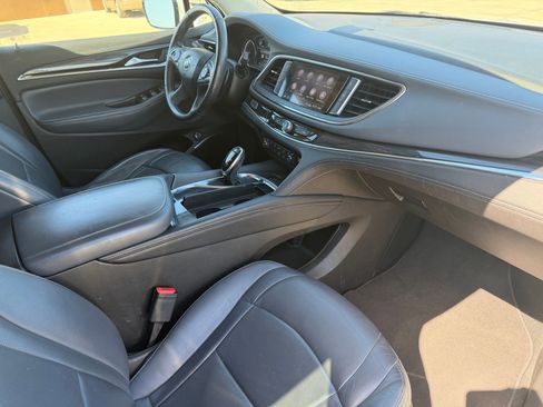 Used 2021 Buick Enclave Essence w/ Sound and Sites Package image 25