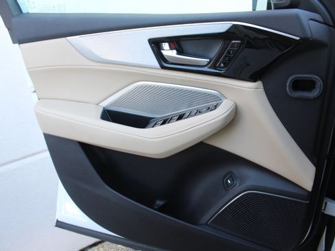 Certified 2023 Acura MDX w/ Technology Package FWD image 13