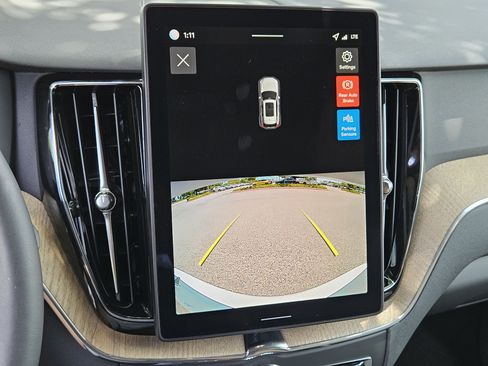 New 2026 Volvo XC60 B5 Core w/ Protection Package image 26